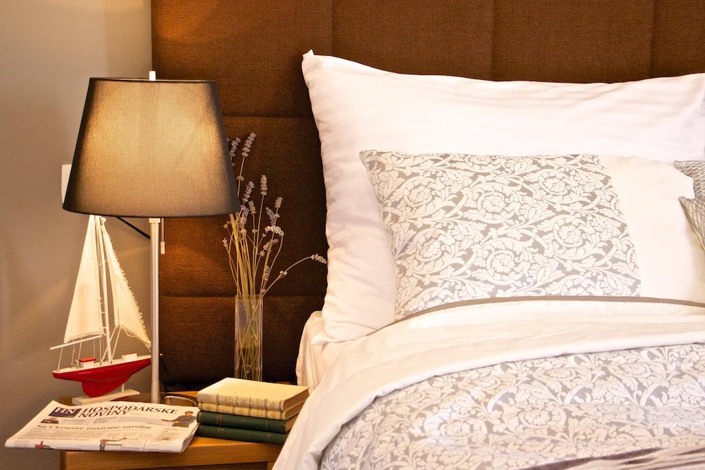Hotel Marathon Senec Εξωτερικό φωτογραφία