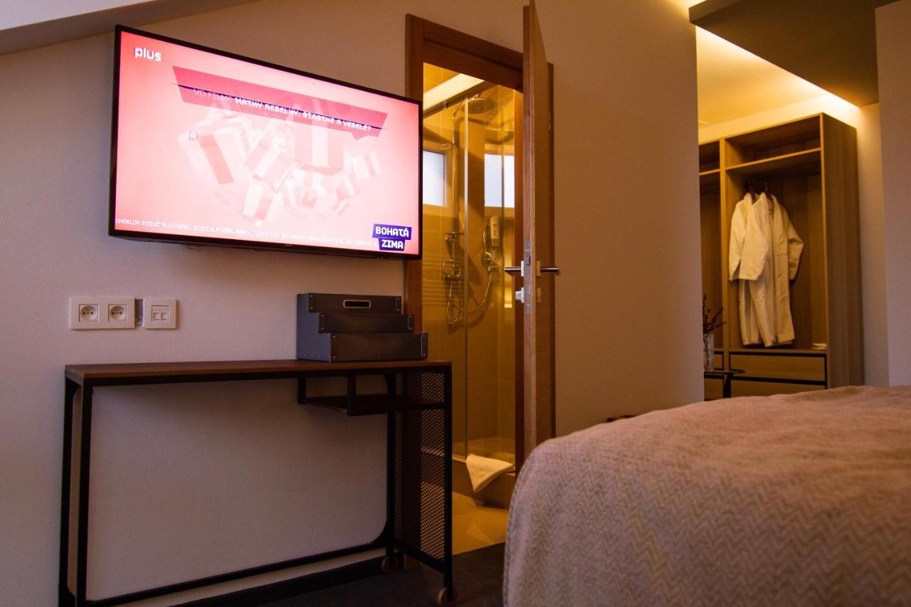 Hotel Marathon Senec Εξωτερικό φωτογραφία